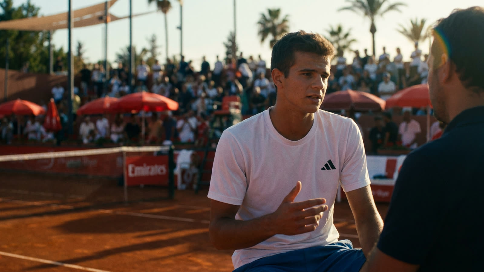 A Spanish tennis player's viral shove wasn't a shove at all. The internet convicted him anyway.
